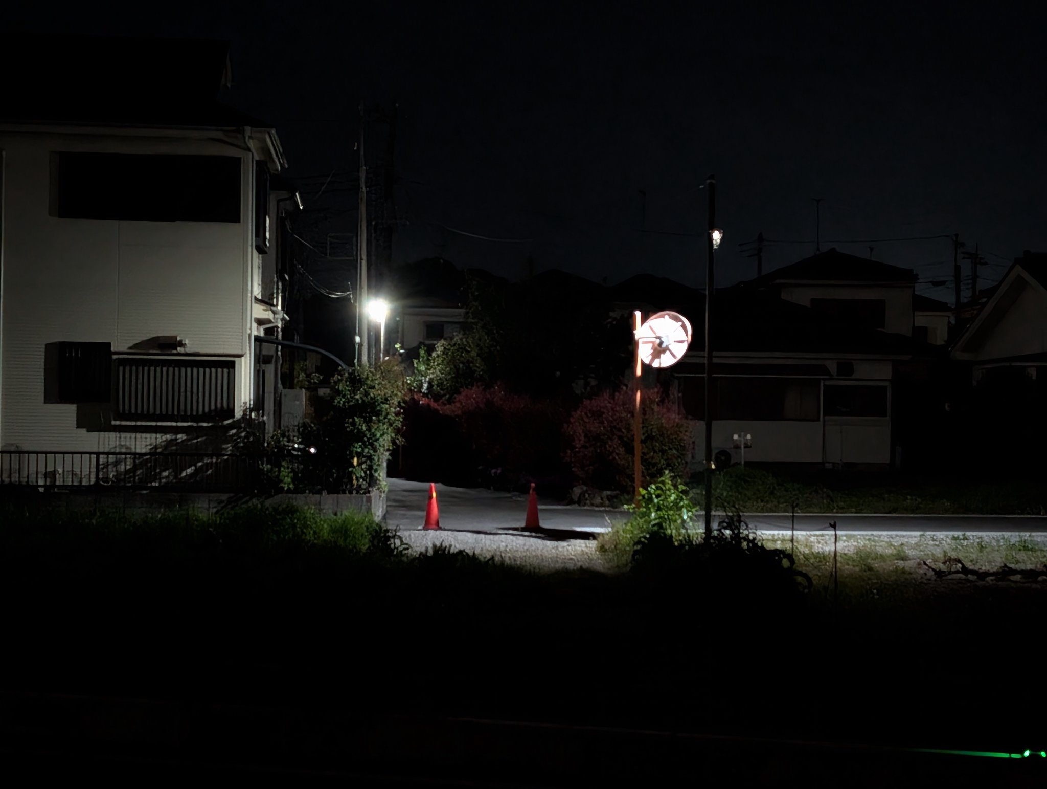Dimmed (1/1)